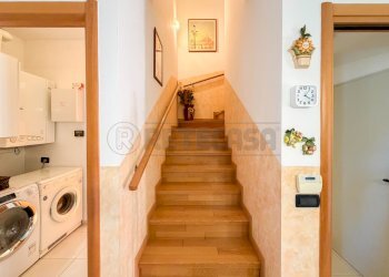vano scala - Porzione di casa Via Monte Summano, Costabissara - foto 12