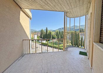 vano scala - Four-room apartment Via Zara 36, Valdagno - photo 10