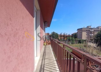 BALCONE - Four-room apartment Via IV Novembre, Parabiago - photo 6