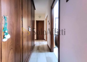 CORRIDOIO - Four-room apartment Via IV Novembre, Parabiago - photo 17