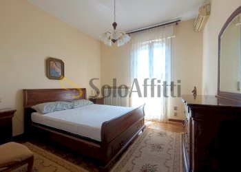 SECONDA CAMERA - Four-room apartment Via IV Novembre, Parabiago - photo 19