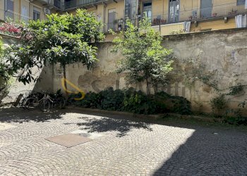 CORTILE - Bilocale Via Vincenzo Gioberti 55, Torino (zona Crocetta) - foto 13