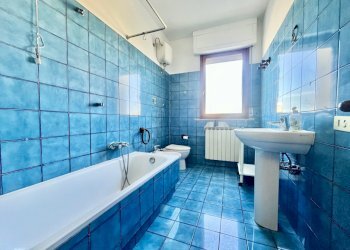 Bagno - Four-room apartment Via Fratelli Bandiera, Ponsacco - photo 11