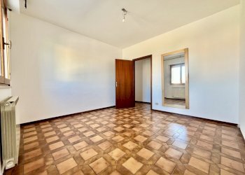 Camera matrimoniale 2 - Four-room apartment Via Fratelli Bandiera, Ponsacco - photo 14
