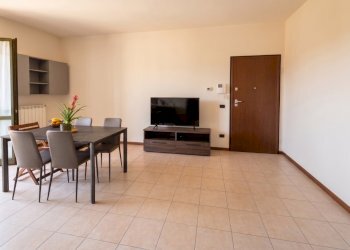 SOGGIORNO-CUCINA C - Two-room apartment Via Piemonte, Brescia - photo 5