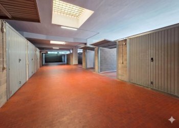 ZONA GARAGE - Two-room apartment Via Piemonte, Brescia - photo 13