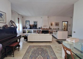sa1 - Townhouse Sarzana - photo 1