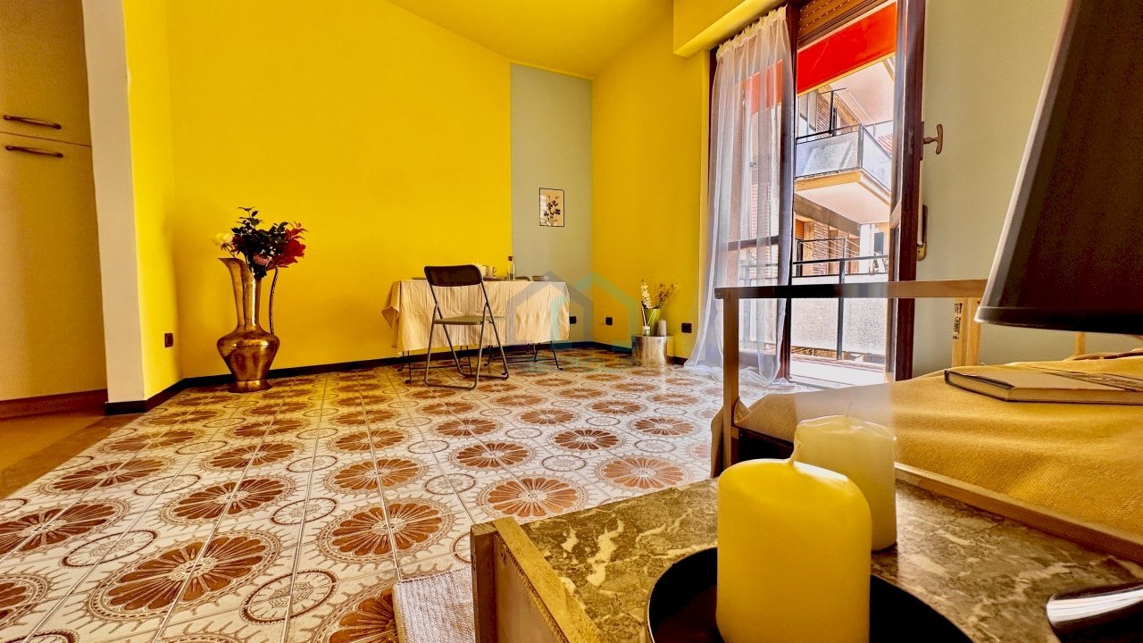 soggiorno - Appartamento Via Trilussa 13, Savona - foto 3