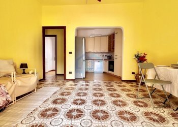 soggiorno - Appartamento Via Trilussa 13, Savona - foto 2