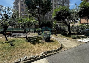 giardino condominiale - Appartamento Via Trilussa 13, Savona - foto 15