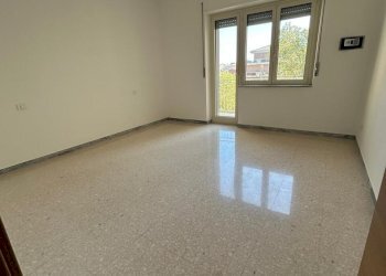WhatsApp Image 2026-04-27 at 09.44.31 - Three-room apartment Via Francesco Verrotti, Pescara - photo 3