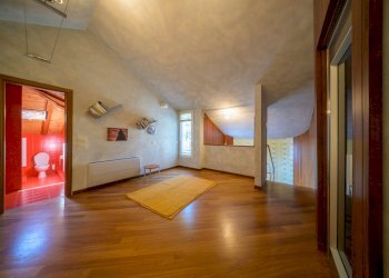 Villa trifamiliare Valenza_app 1 - Three-family Villa Strada Alessandria 18, Valenza - photo 24