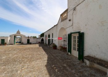 Locale Commerciale Strada Carosito, Martina Franca - foto 5