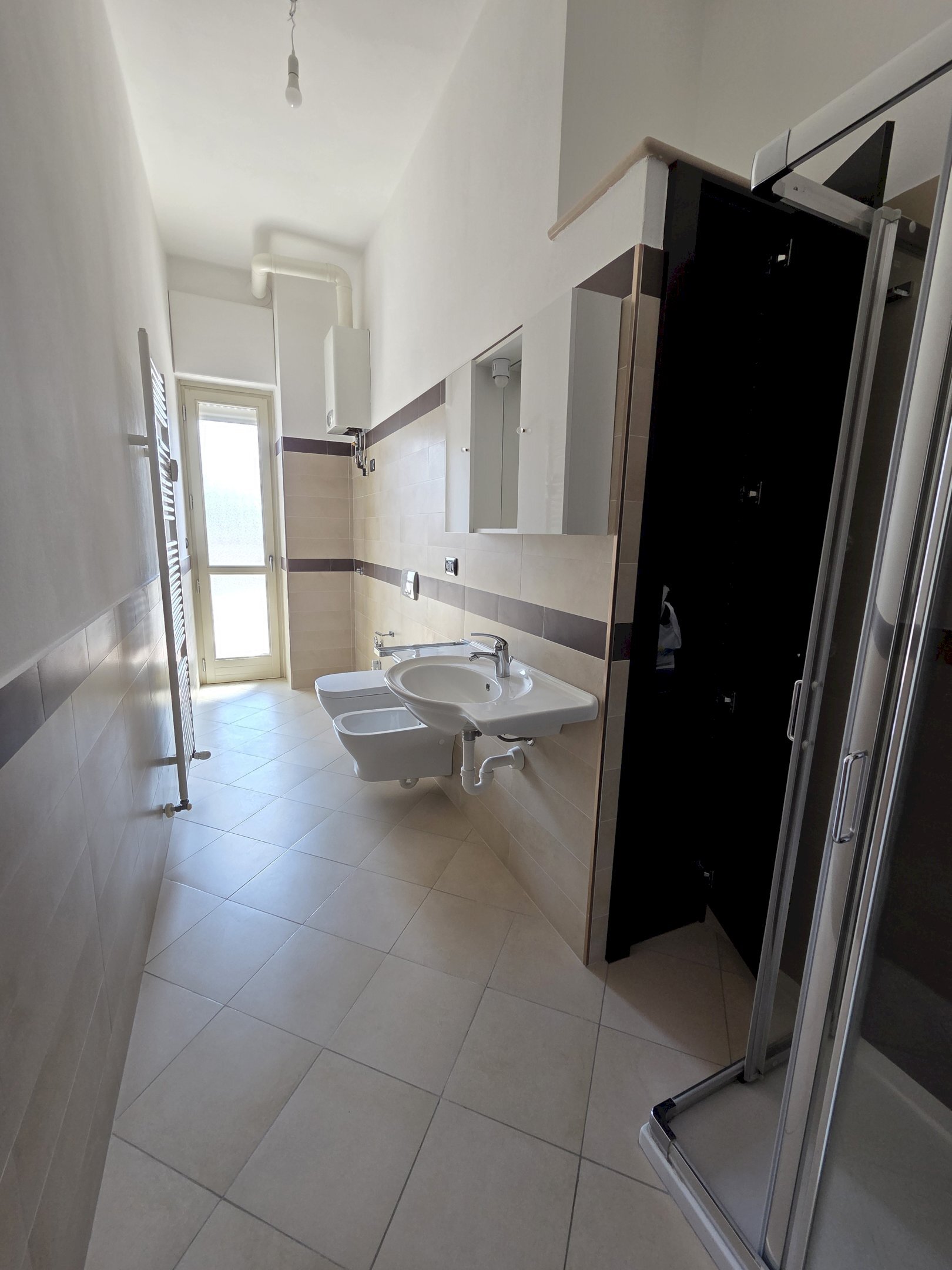BAGNO - Two-room apartment Camera di Commercio, 3, Cuneo - photo 1