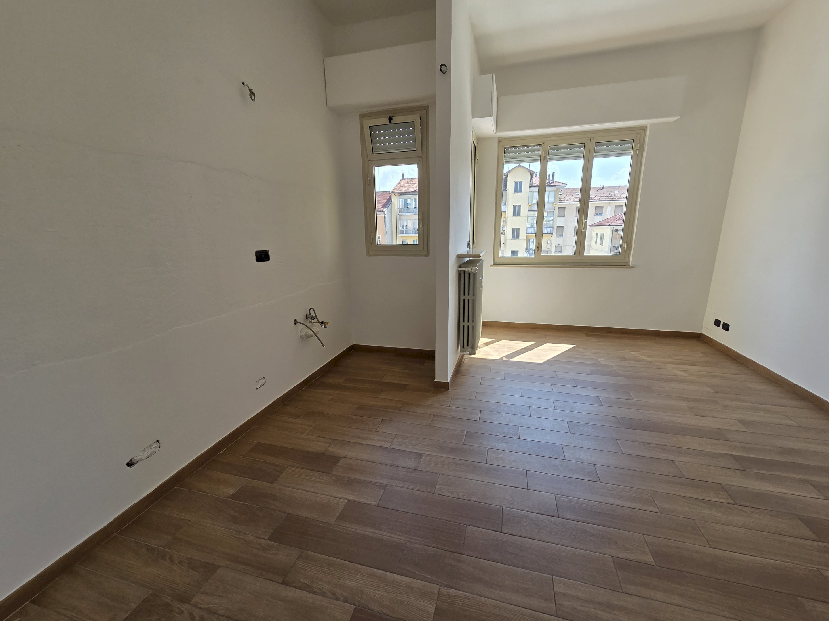 SOGGIORNO CON ANGOLO COTTURA - Two-room apartment Camera di Commercio, 3, Cuneo - photo 3