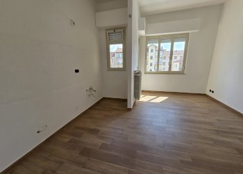 SOGGIORNO CON ANGOLO COTTURA - Two-room apartment Camera di Commercio, 3, Cuneo - photo 3