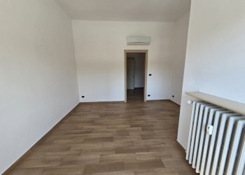 CAMERA LETTO - Two-room apartment Camera di Commercio, 3, Cuneo - photo 5