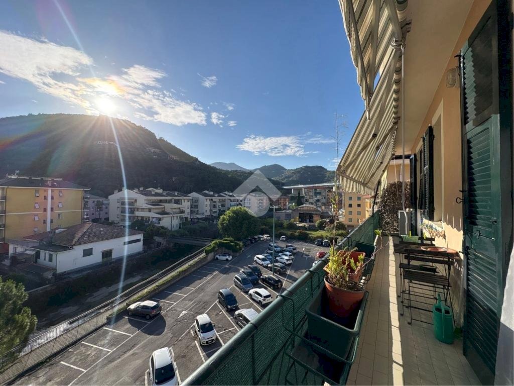 Four-room apartment Via s. pier di canne, Chiavari - photo 1