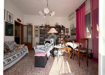 Four-room apartment Via s. pier di canne, Chiavari - photo 7