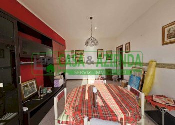 Two-room apartment via Monte Grappa, Agrate Brianza - photo 2