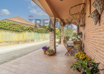 Casa semi indipendente Strada Masserano Calaria, 118 
 Biella, Biella - foto 5