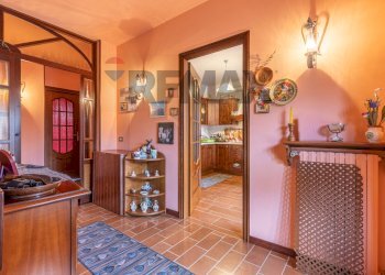 Casa semi indipendente Strada Masserano Calaria, 118 
 Biella, Biella - foto 9