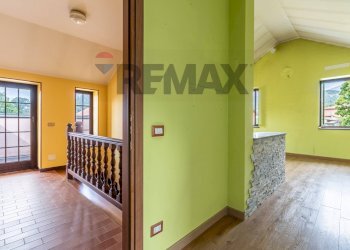 Casa semi indipendente Strada Masserano Calaria, 118 
 Biella, Biella - foto 52