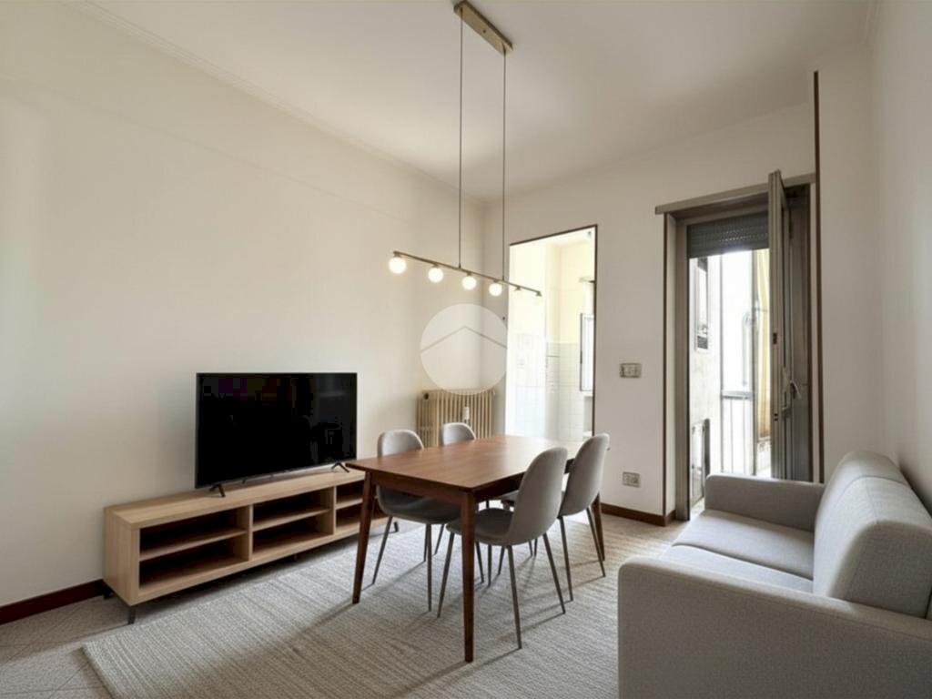 Two-room apartment Via Giordano, Nichelino - photo 1