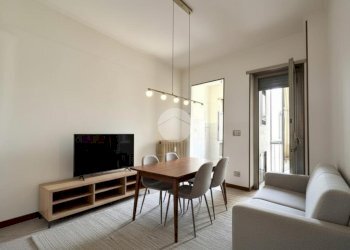 Two-room apartment Via Giordano, Nichelino - photo 1