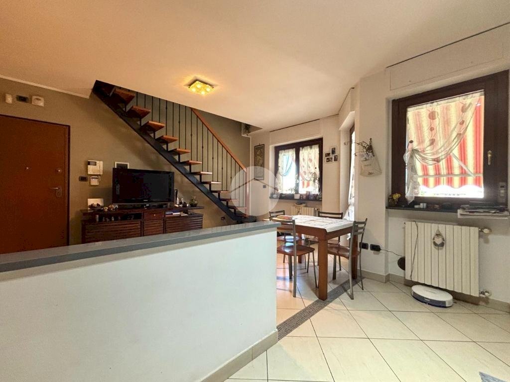 Four-room apartment Via san francesco da paola, None - photo 2