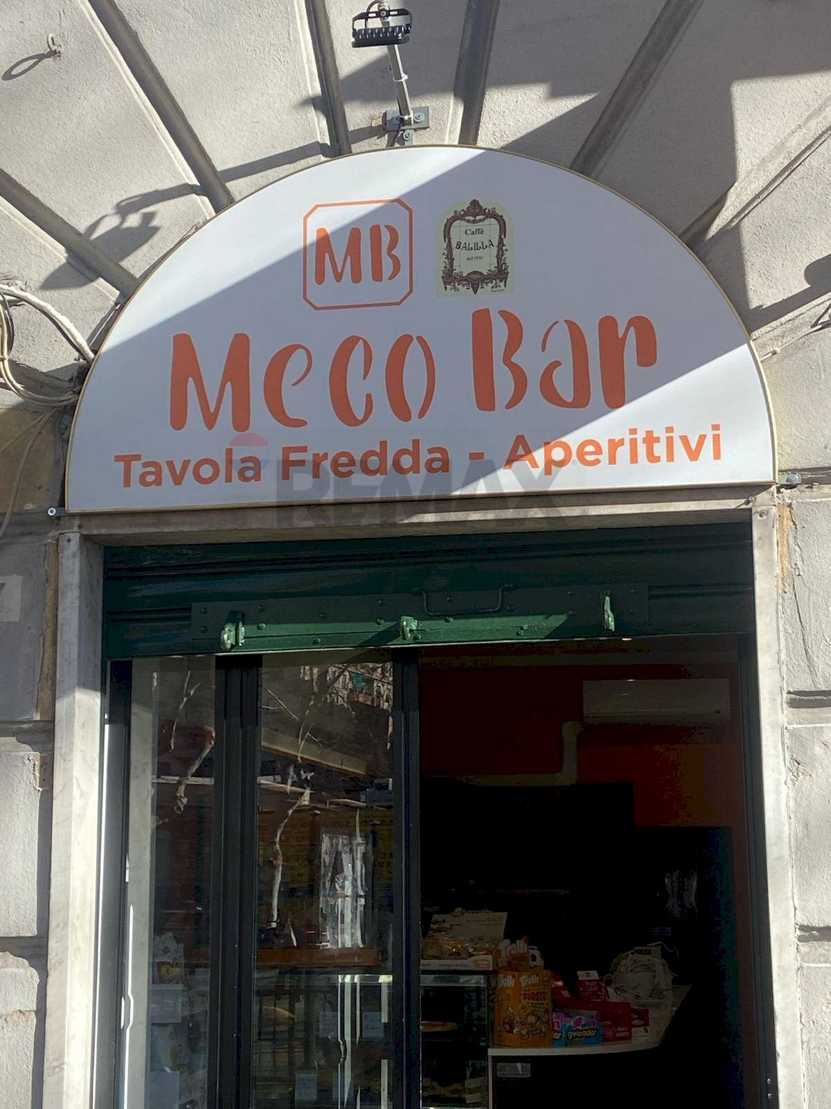 Attività Commerciale Piazza Manzoni
S. Fruttuoso, Genova, Genova (zona San Fruttuoso) - foto 2