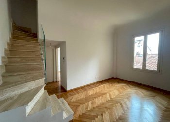 Quadrilocale Via Santo Stefano, 49, Bologna (zona Centro Storico) - foto 1