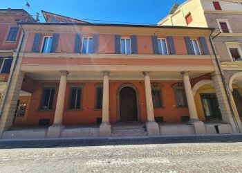 Quadrilocale Via Santo Stefano, 49, Bologna (zona Centro Storico) - foto 17