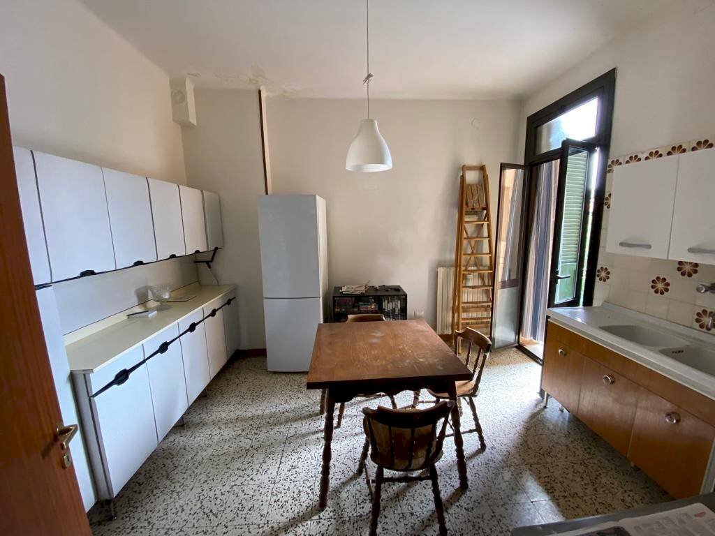 Trilocale Via Gorizia, 12, Bologna - foto 1