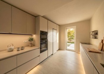 Four-room apartment Via Belgio, Orbassano - photo 1