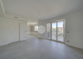 Four-room apartment Via Belgio, Orbassano - photo 4