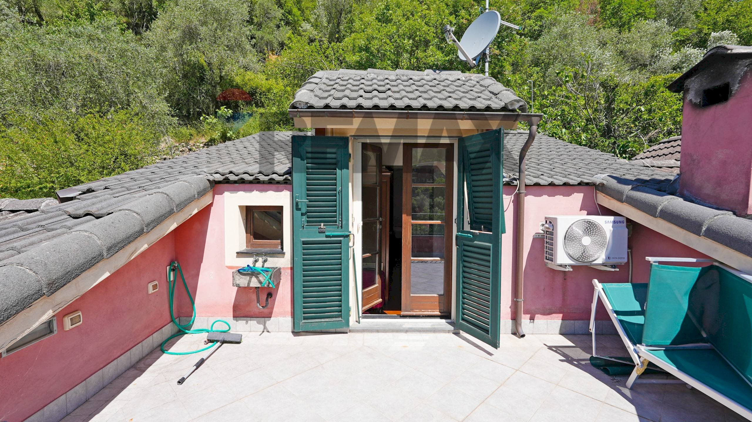Semi-detached house Via del Piano, 20
Avegno, Avegno - photo 3