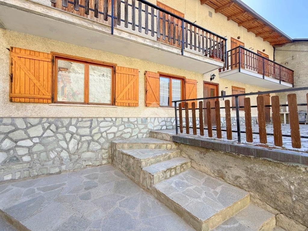 Three-room apartment Frazione Melezet, Bardonecchia - photo 2