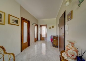 Four-room apartment Via Monte Rosa, Piossasco - photo 10