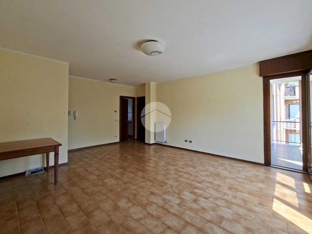 Four-room apartment Via Nenni, Vittuone - photo 3
