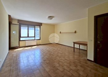 Four-room apartment Via Nenni, Vittuone - photo 2