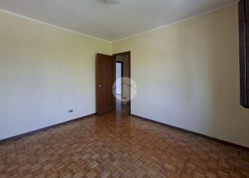 Four-room apartment Via Nenni, Vittuone - photo 13