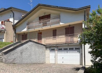Villa a Schiera Usmate Velate - foto 2