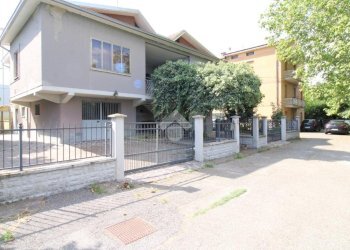 Trilocale Viale Umbria, Sassuolo - foto 1