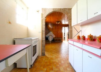 Villa Viale Umbria, Sassuolo - photo 11