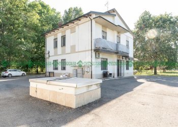 Villa Via Duccio da Boninsegna, Castelfranco Emilia - foto 2