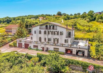 Foto 1 - Casa semi indipendente Via dell'acqua zolfa
 
11, Isernia - foto 1