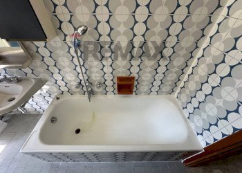 Bagno - Trilocale via Valsesia
 
76, Milano - foto 34