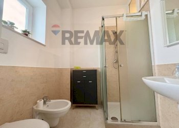 Bagno - Four-room apartment Via Laterza
 
33, Bari - photo 9