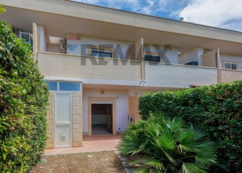 Casa all\'aperto - Terraced Villa Strada Statale 16 Complanare Ovest
 
46, Bari - photo 7
